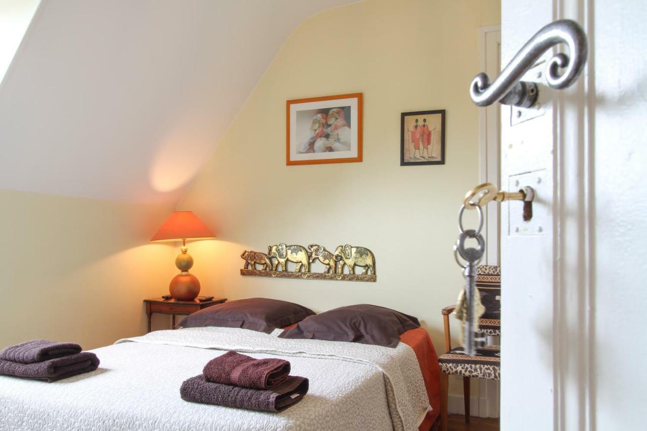 Manoir Des Turets Bed and Breakfast Yvré-lʼÉvêque Buitenkant foto